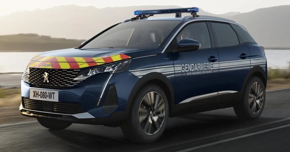 V&eacute;hicule gendarmerie nationale 2025