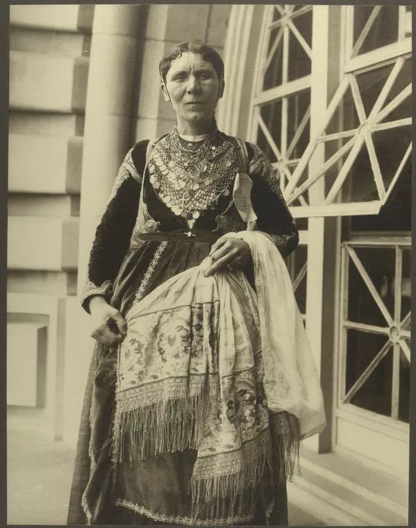 La culture générale - Ellis Island femme grecque