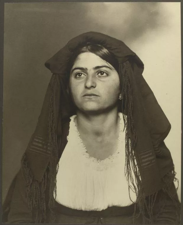 La culture générale - Ellis Island femme italienne 2