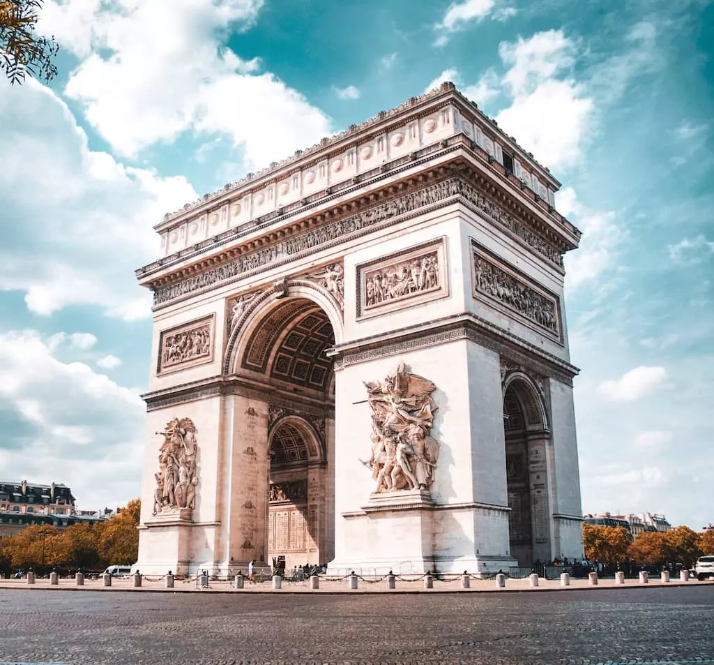 15 quiz sur les monuments 🏛️