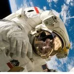 difference cosmonaute spationaute astronaute