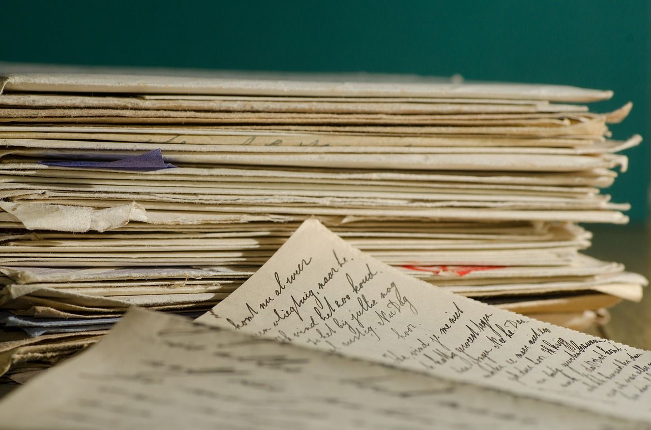 &laquo; &Agrave; l&rsquo;attention de &raquo; ou &laquo; &agrave; l&rsquo;intention de &raquo; ? Quelle diff&eacute;rence ? ✍️