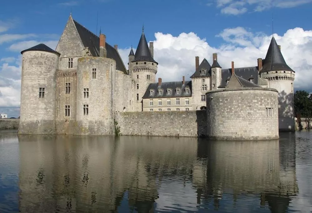 le château de Sully-sur-Loir