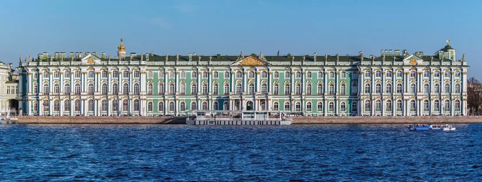 palais hiver saint petersbourg visiter