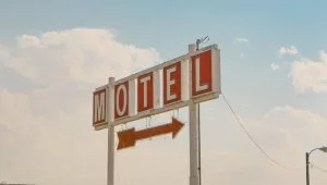 differrence motel hotel