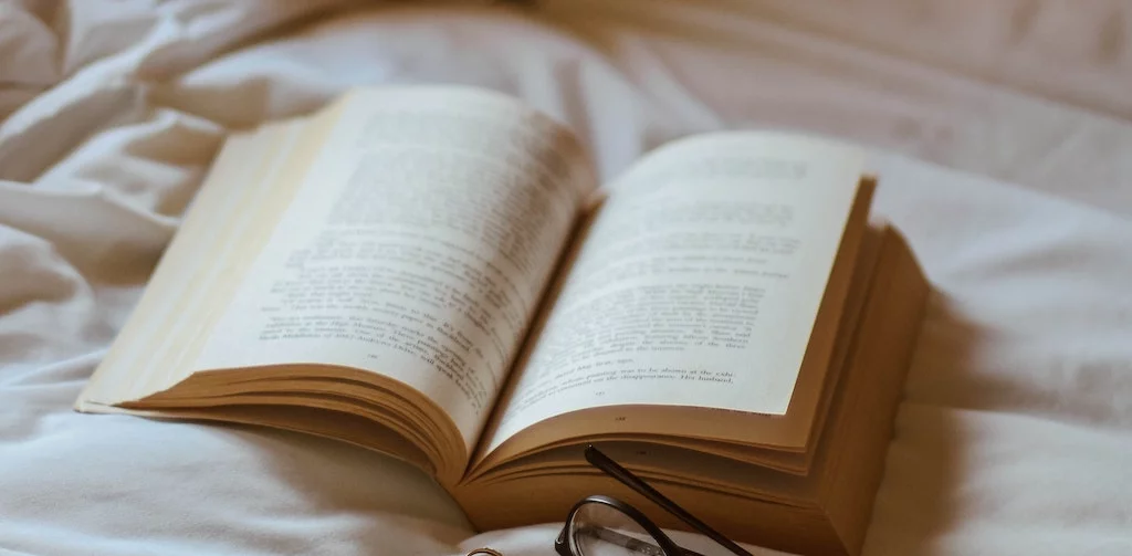 Mordicus : définition · synonymes · origine 📚
