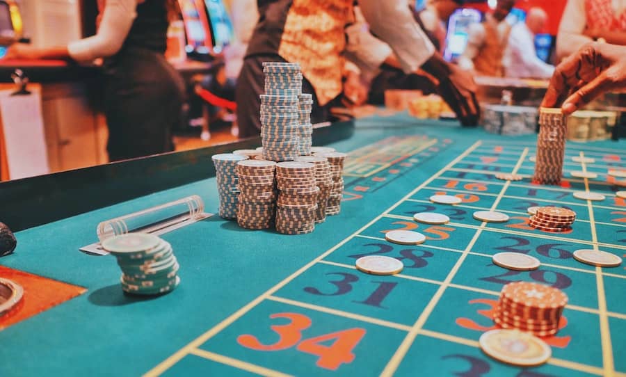 Faux jeton définition & origine [expression]