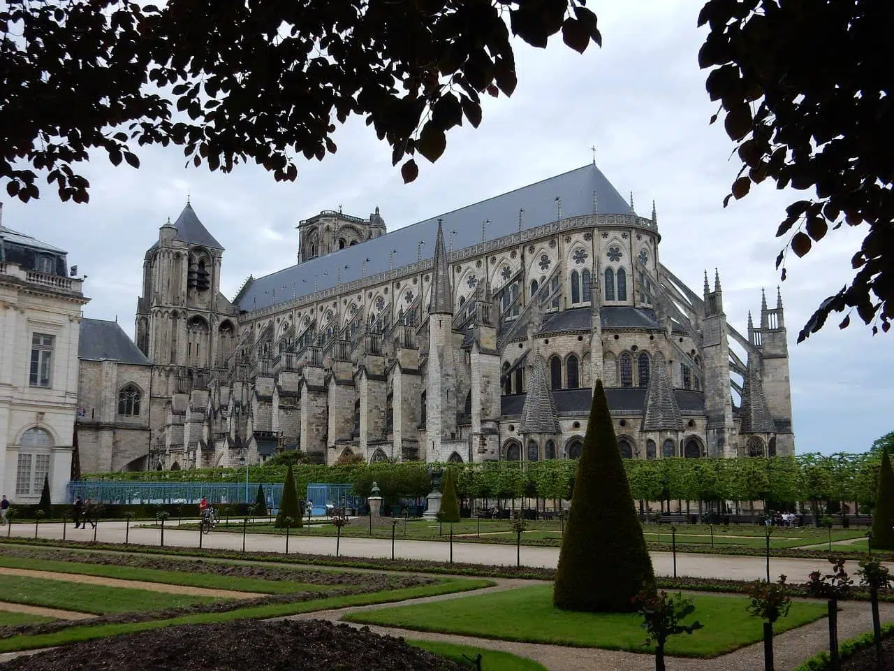 cathedrale bourges sans transept