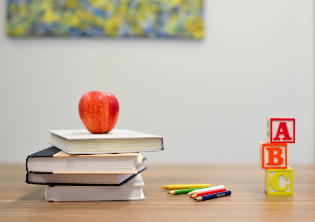 Voix active et voix passive : cours avec exemples (grammaire)
