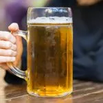 sous l'empire de l'alcool ou sous l'emprise de l'alcool