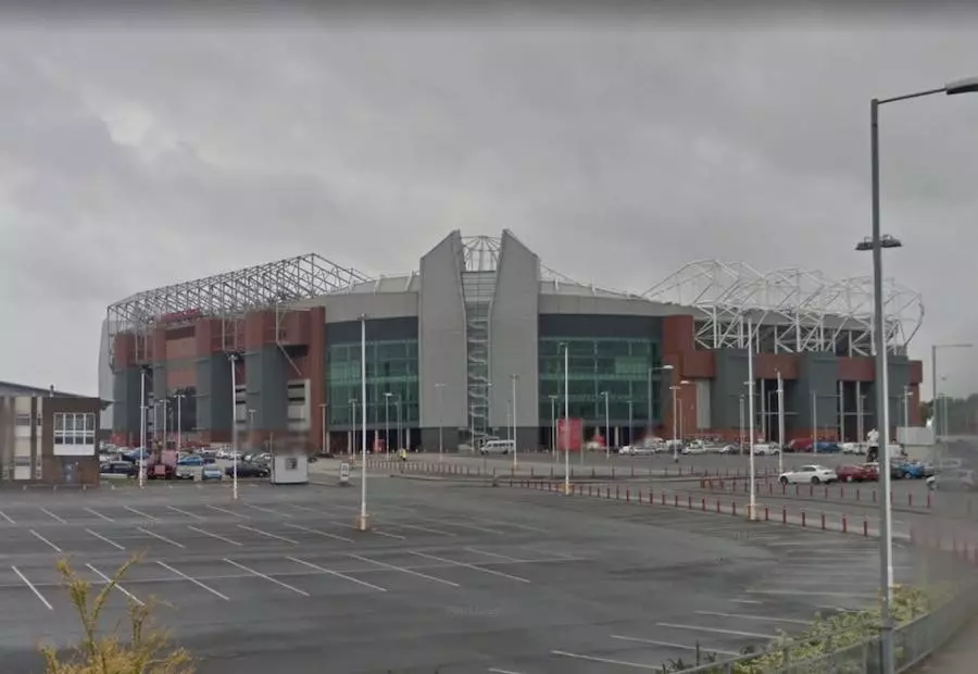 quiz stades old trafford