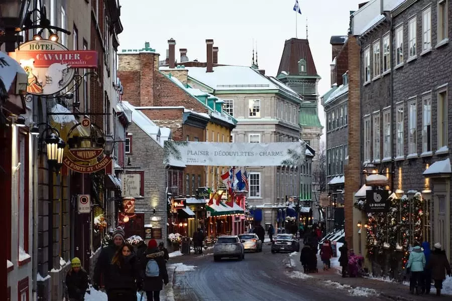 Quiz : est-ce une ville qu&eacute;b&eacute;coise, suisse, fran&ccedil;aise ou belge ?