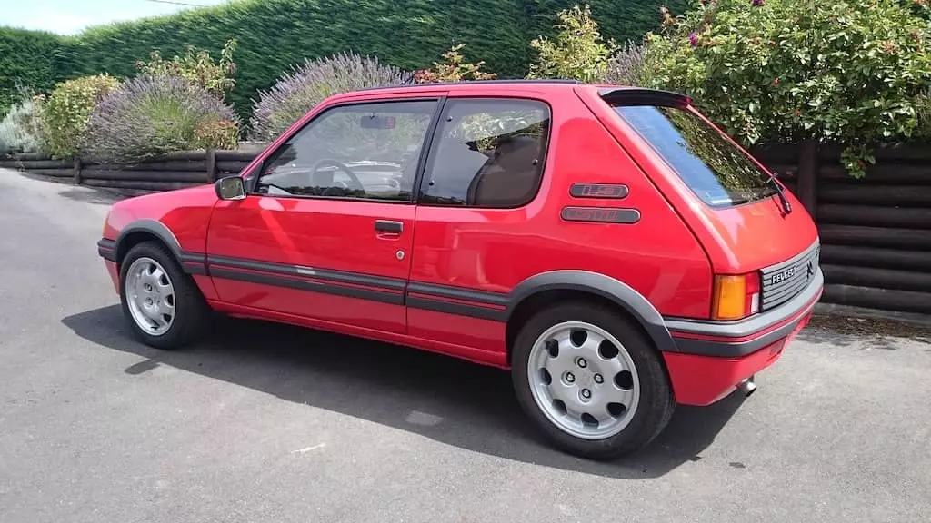 Quiz : quelle est la marque de cette voiture ? (n&deg;2)