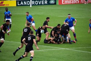 rugby terrain passe joueurs sport