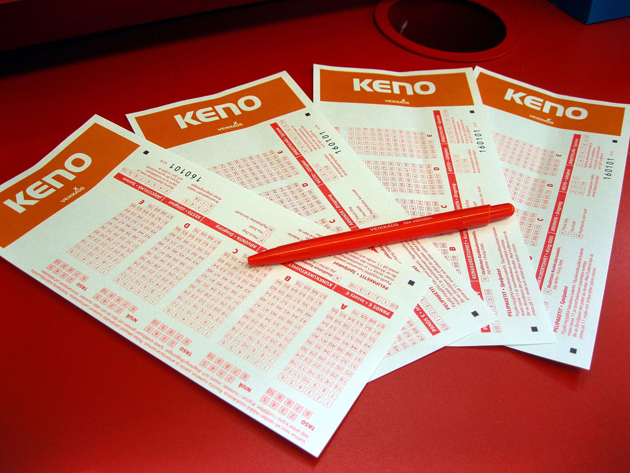 Keno et probabilit&eacute;s : ce que la science r&eacute;v&egrave;le vraiment sur vos chances