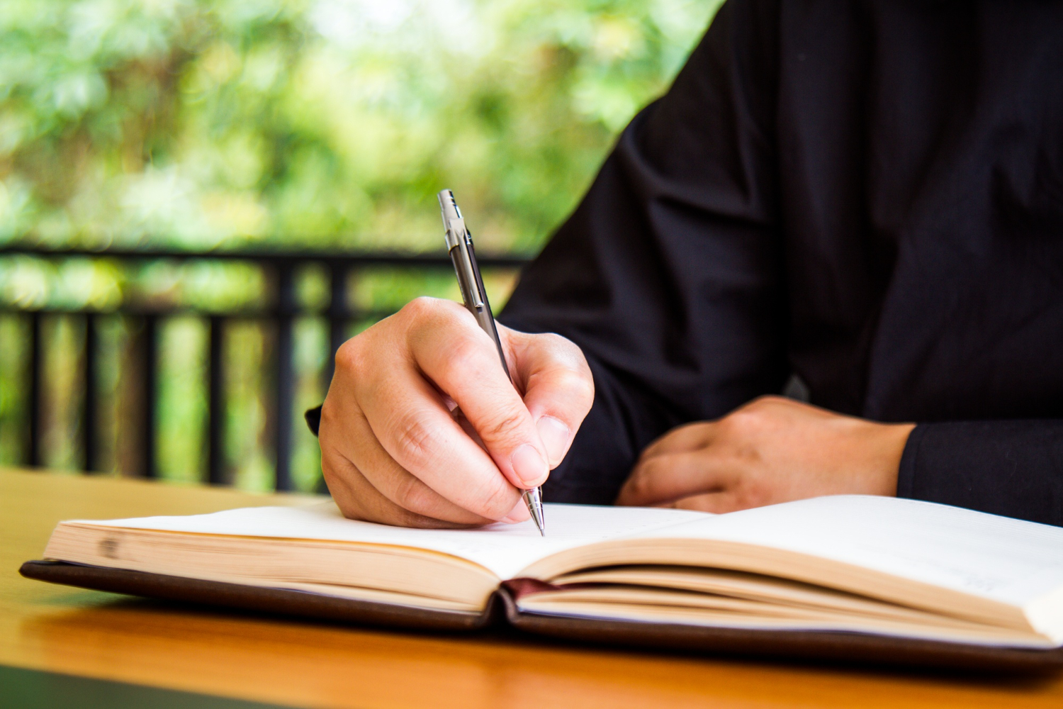 &laquo; Je prends note &raquo; ou &laquo; je prends notes &raquo; ? Orthographe ✍️