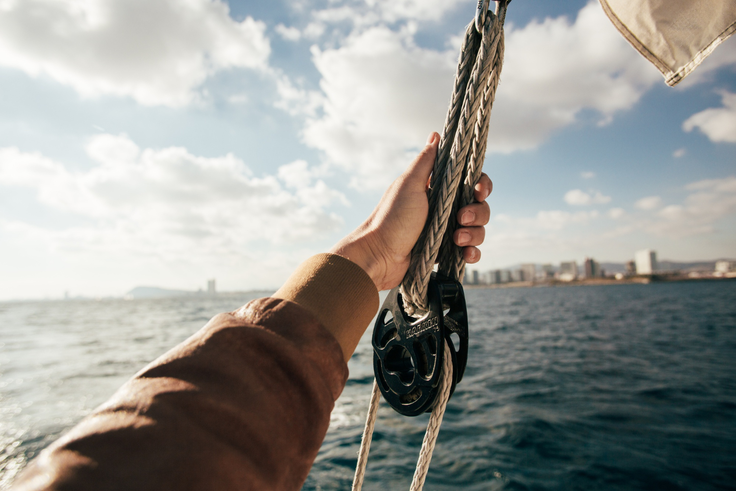 Navigation c&ocirc;ti&egrave;re et hauturi&egrave;re : quelle diff&eacute;rence ?