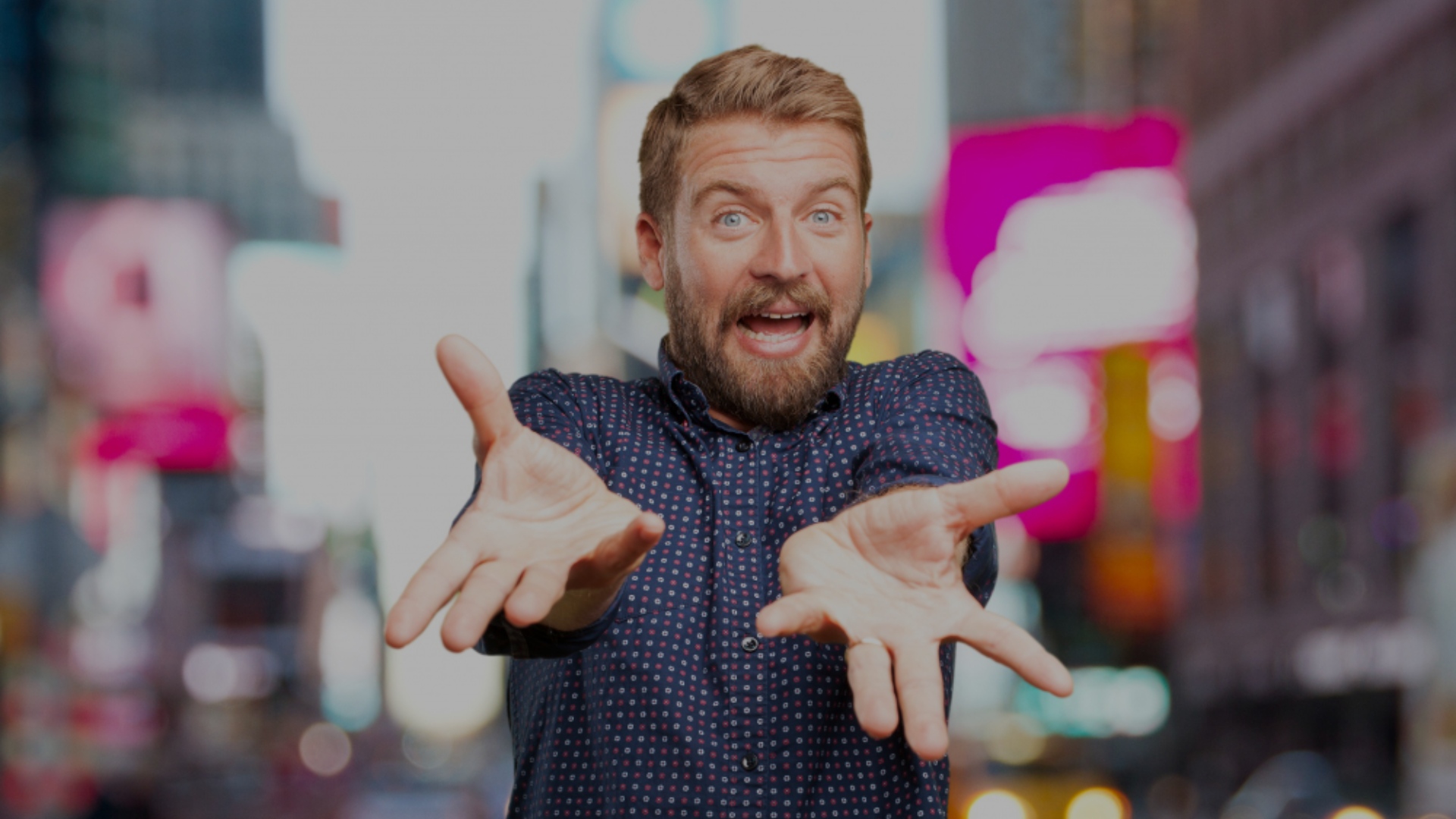 &laquo; Je suis &agrave; vous tout de suite &raquo; : correct ? Usage & alternatives