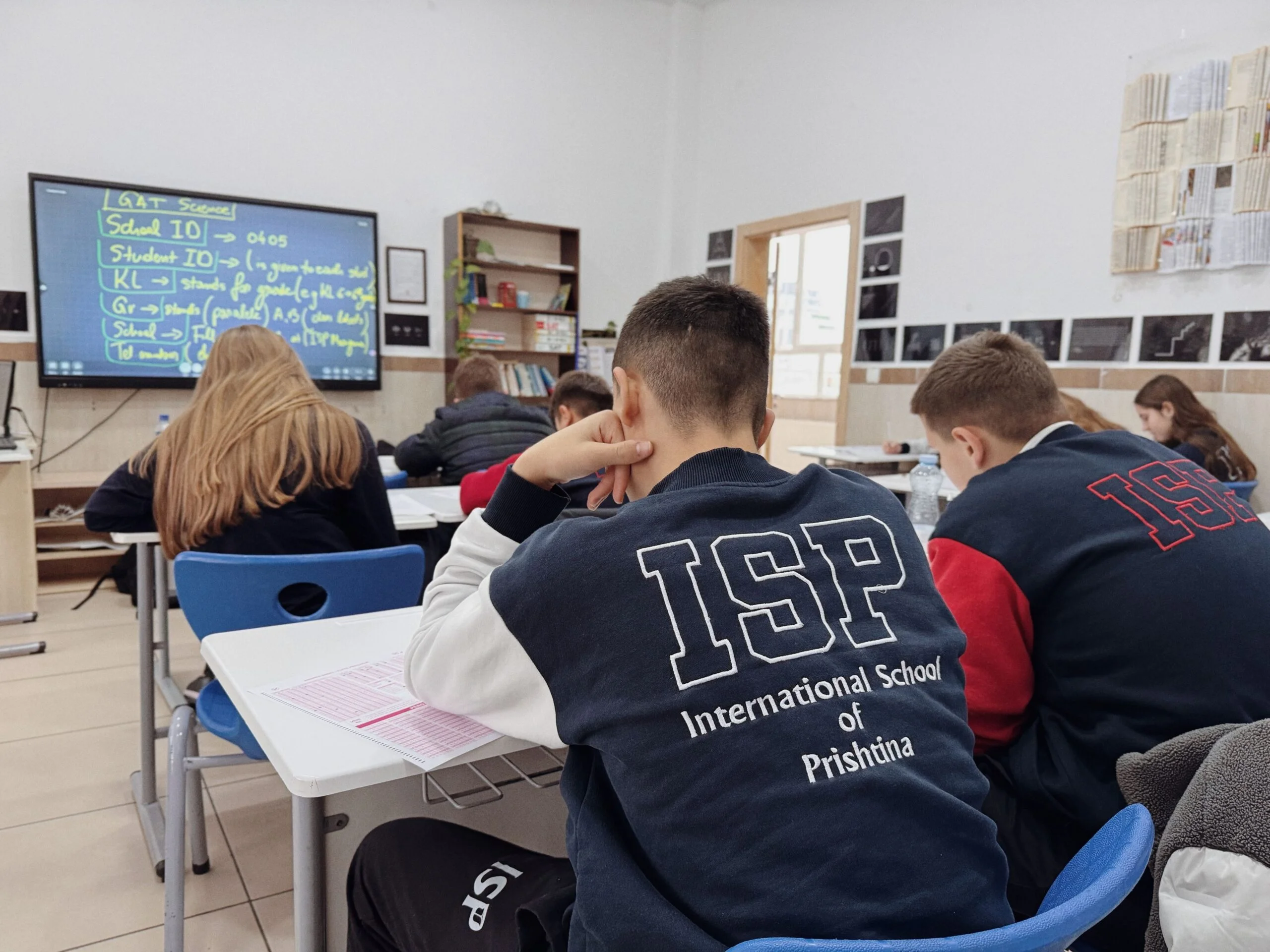Une assurance scolaire c&rsquo;est quoi ? Prix, garanties et pi&egrave;ges