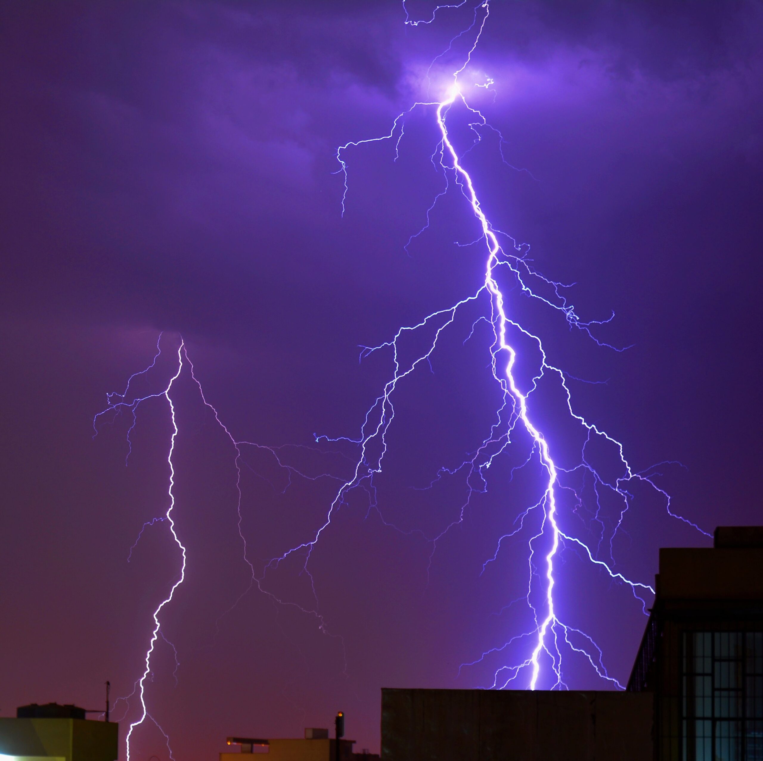 D&rsquo;o&ugrave; vient le bruit du tonnerre ? Explication ⚡